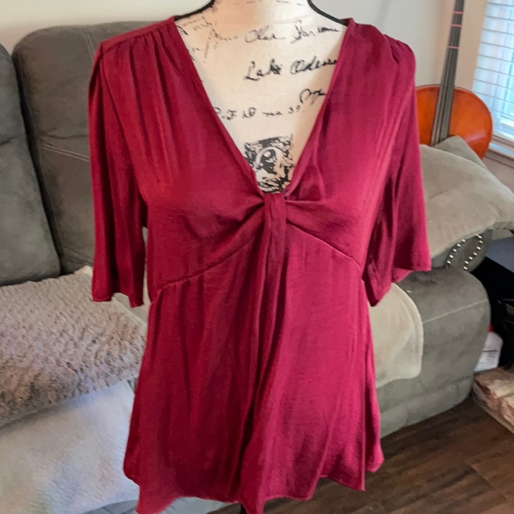 Express maroon flowy blouse. Never worn.